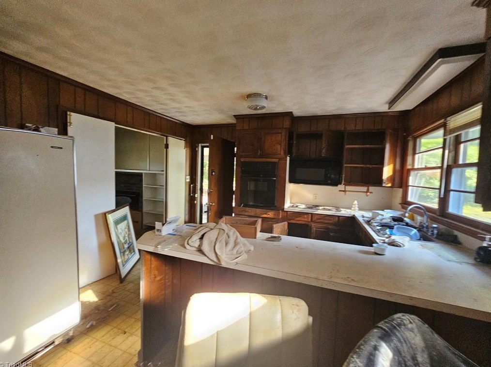 934 Carter St, Eden, NC 27288