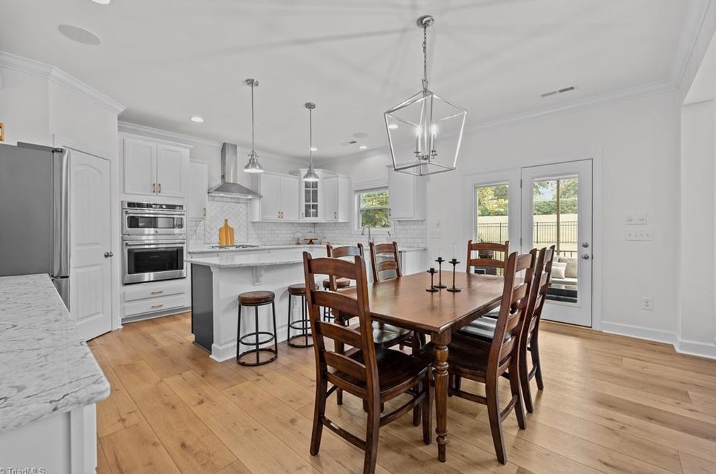 1064 Falkirk Dr, Burlington NC 27215 exterior