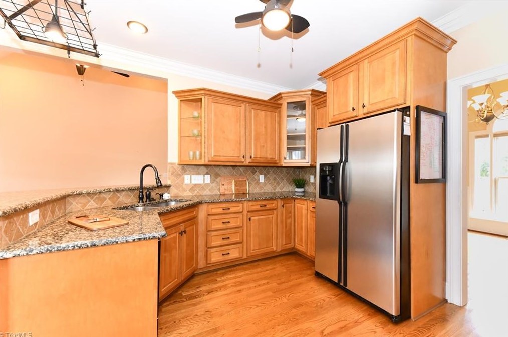 3301 Wynnfield Dr, High Point NC 27265-9587 exterior