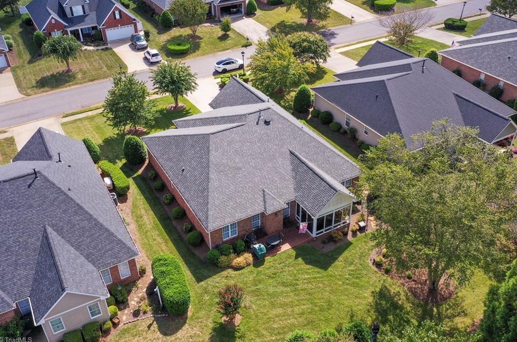 112 W Eden Course Dr, Redland, NC 27006