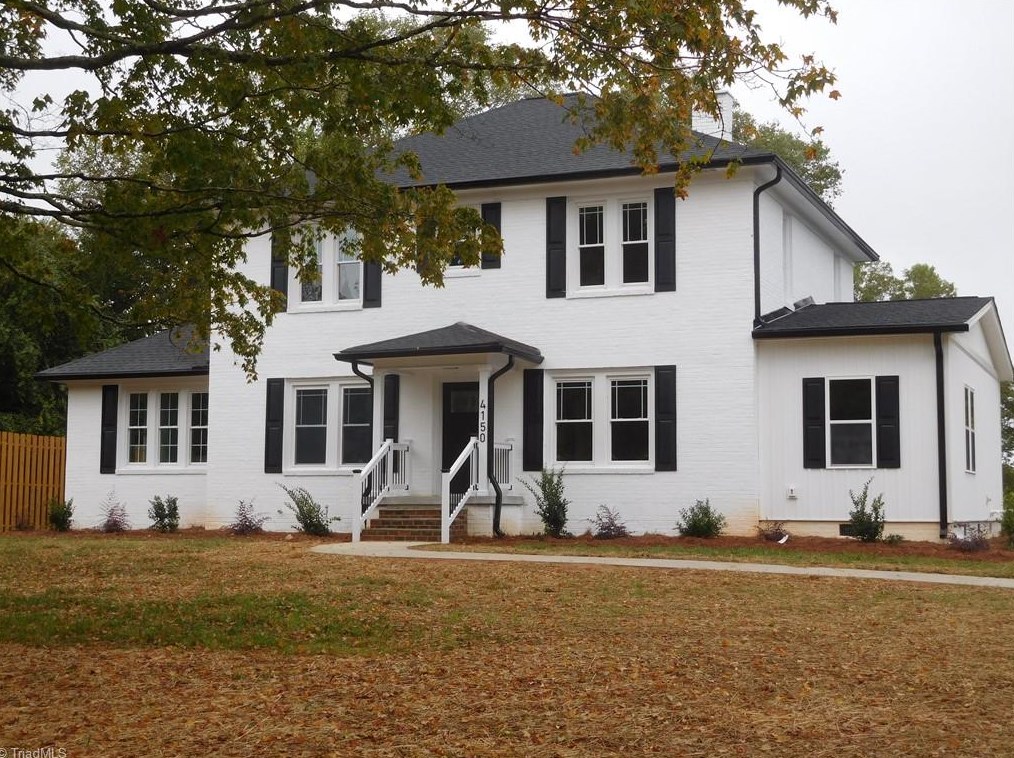 4150 Shattalon Dr, Winston Salem, NC 27106