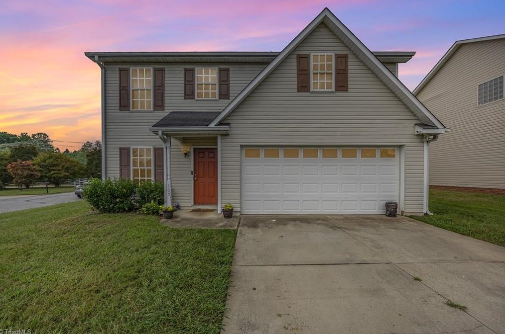 105 Kings Meadow Ct, Winston Salem, NC 27127