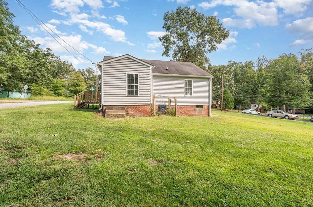 900 Winslow St, High Point, NC 27260