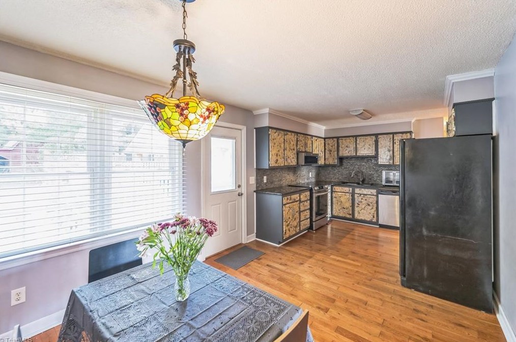 104 13th Ave, Ayersville, NC 27027