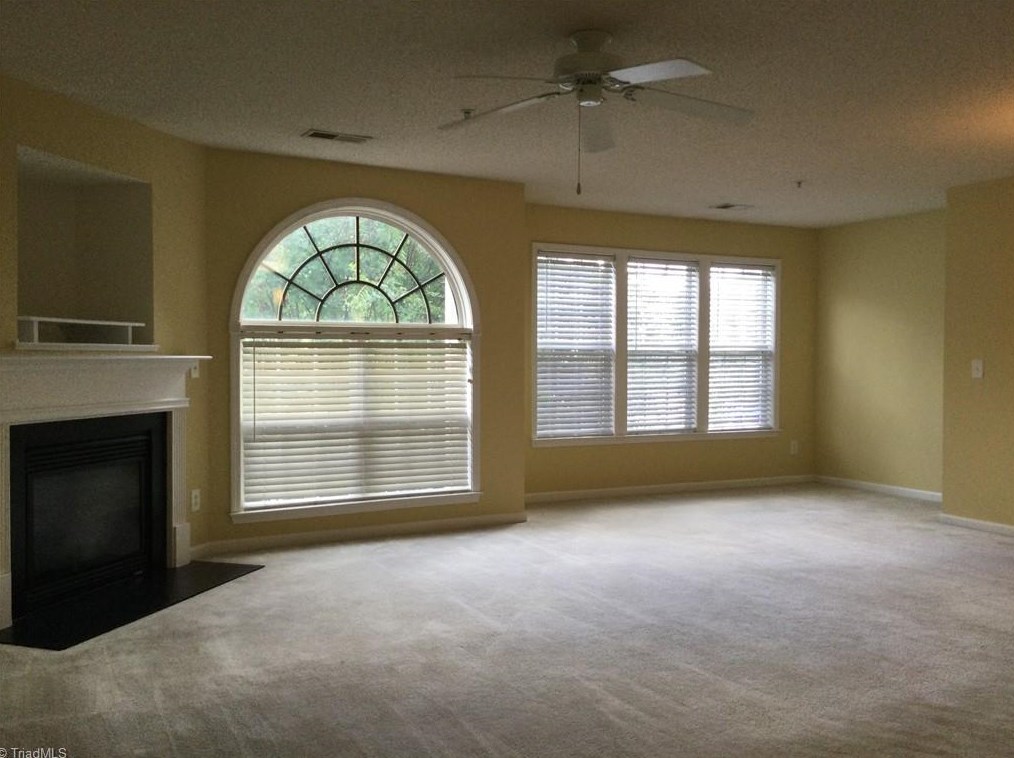 6113 Hedgecock Cir #2a, High Point, NC 27265