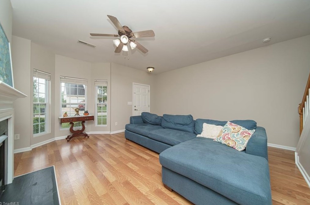 449 Rockbridge Dr, Kernersville, NC 27284