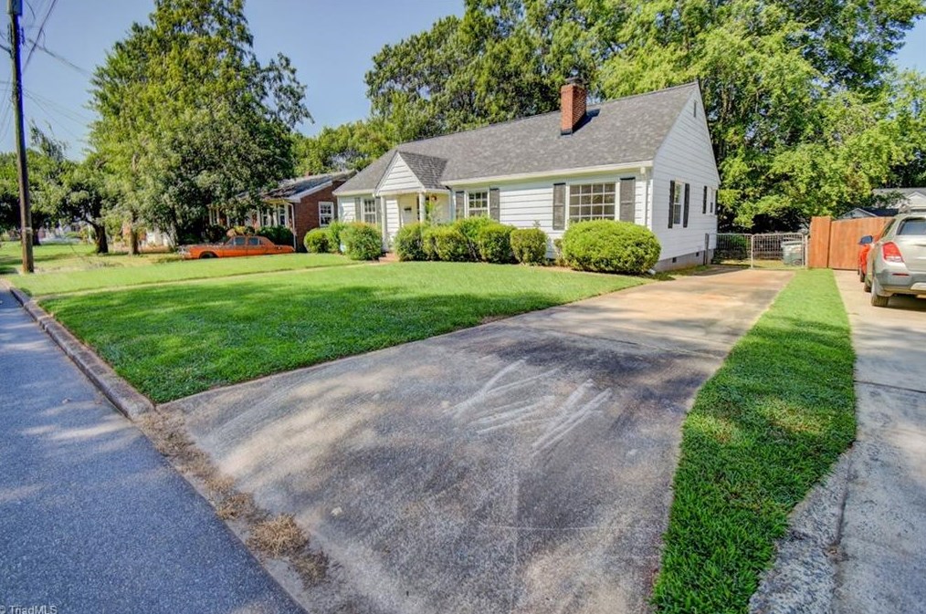 3216 Luther St, Winston Salem, NC 27127