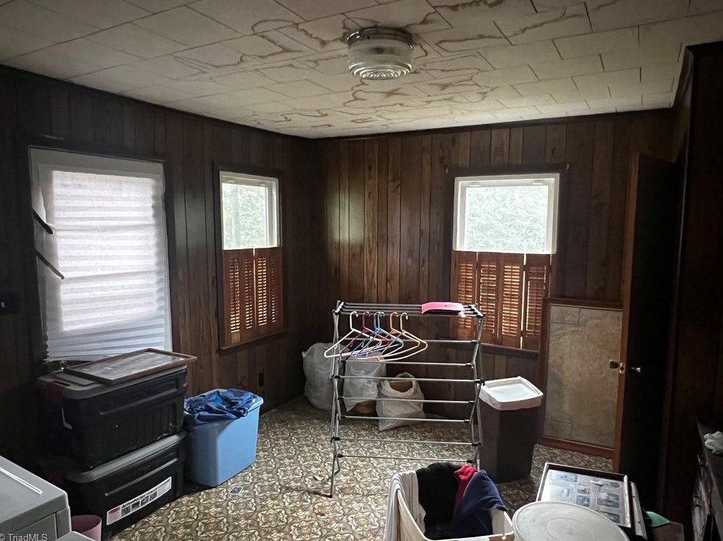 2724 Union Cross Church Rd, Footsville, NC 27055
