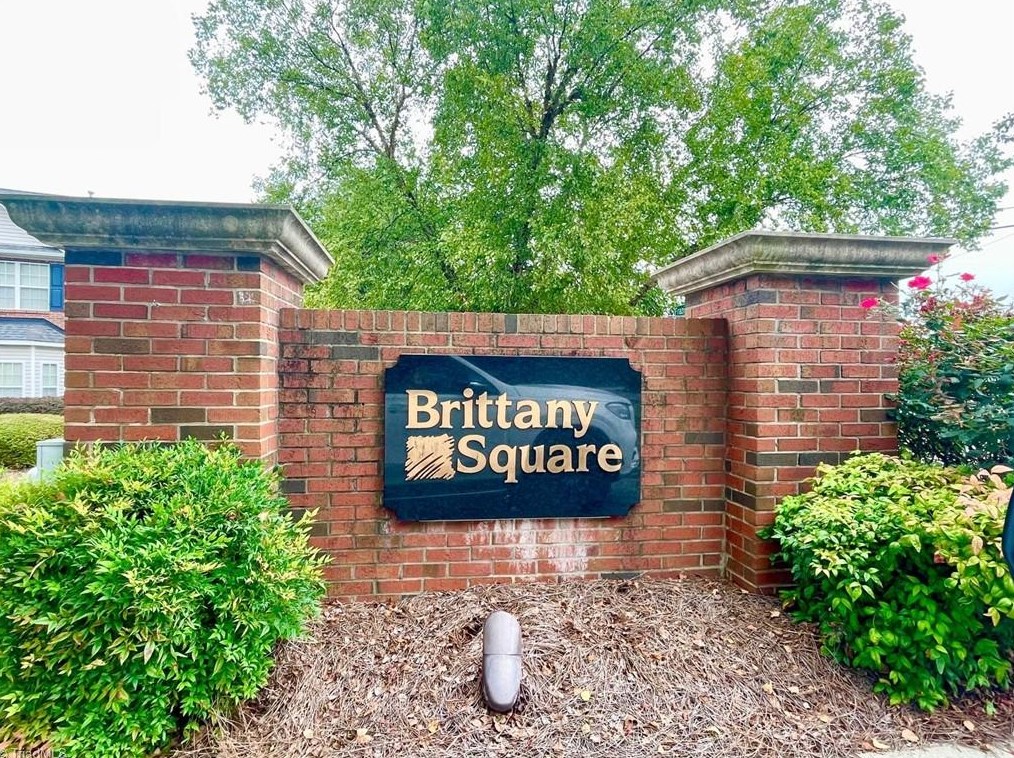 106 Brittany Way, High Point, NC 27263