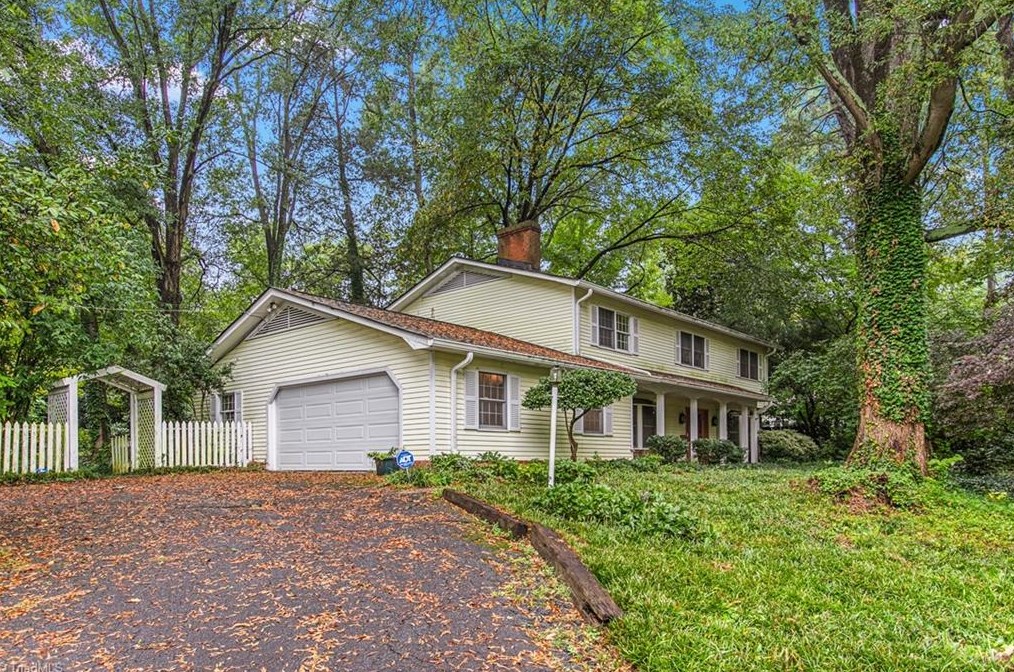1050 Van Hoy Ave, Winston Salem, NC 27104
