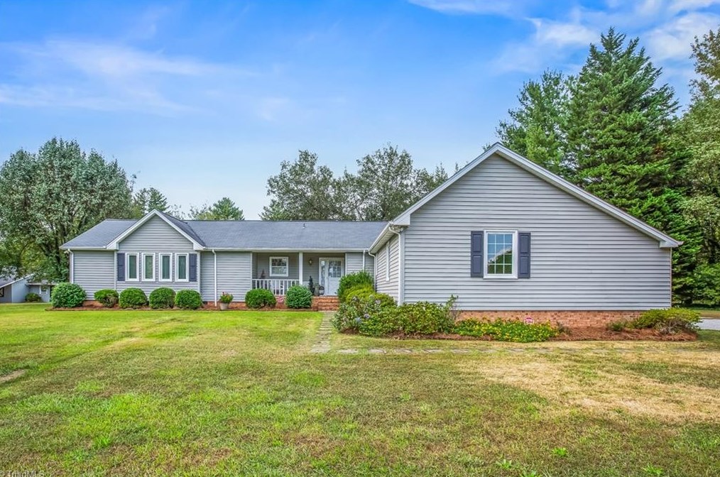 2103 Beeson Rd, Oak Ridge, NC 27310
