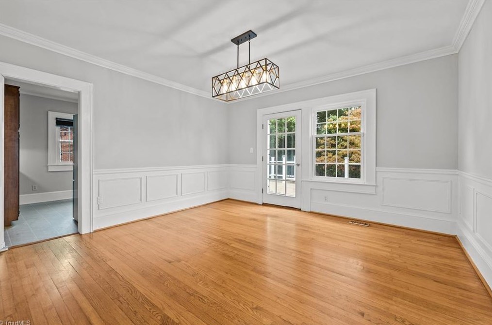 230 Rolling Rd, Burlington NC 27217-2504 exterior