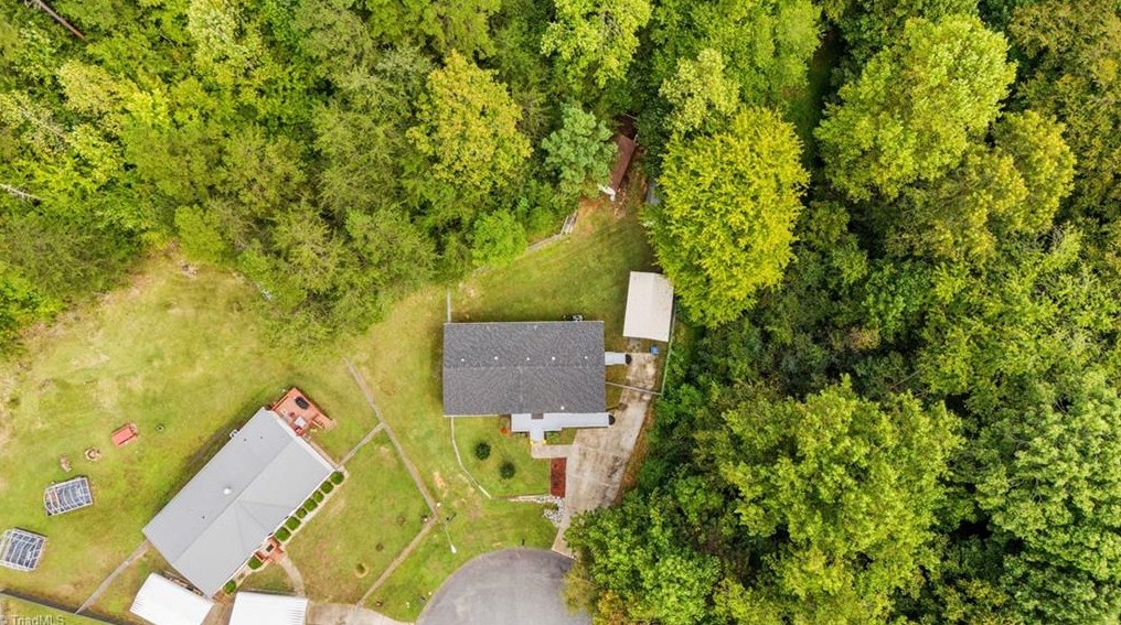 502 Booker T Womble Rd, Randleman, NC 27317