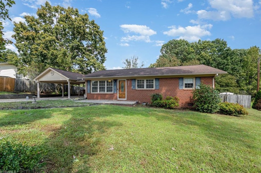 2207 E Stadium Dr, Eden, NC 27288
