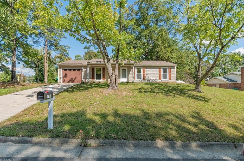 701 Lakecrest Ave, High Point, NC 27265