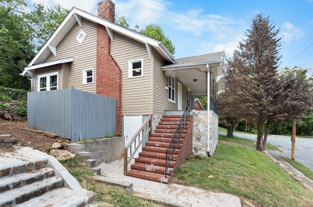 304 Crafton St, Winston Salem, NC 27103