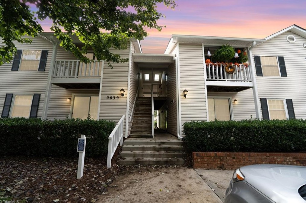 5639 Hornaday Rd, Greensboro, NC 27409-2907