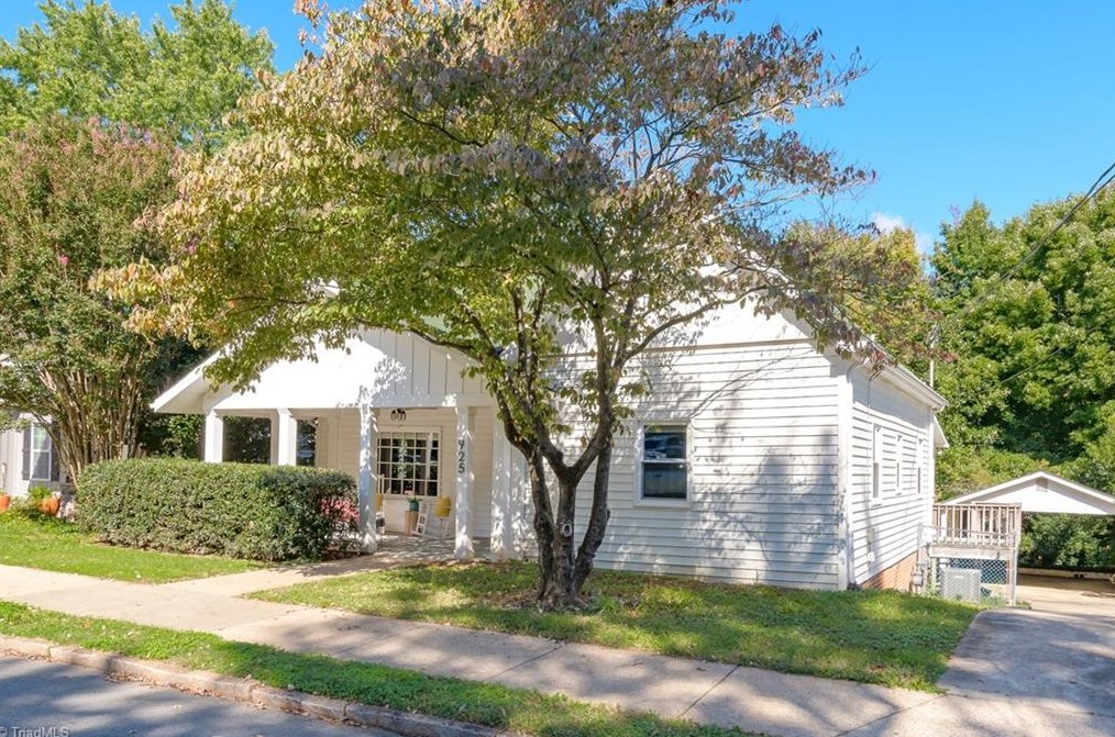 925 Franklin St, Winston Salem, NC 27101