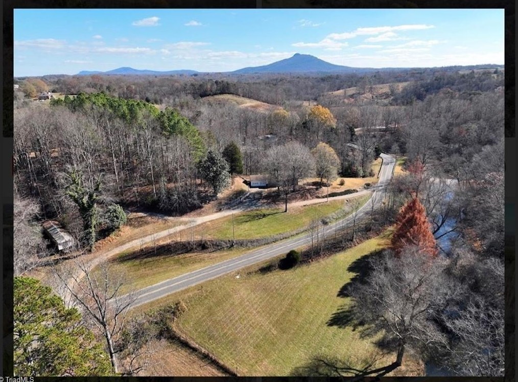 636 Bryant Mill Rd, Ash Hill, NC 27007