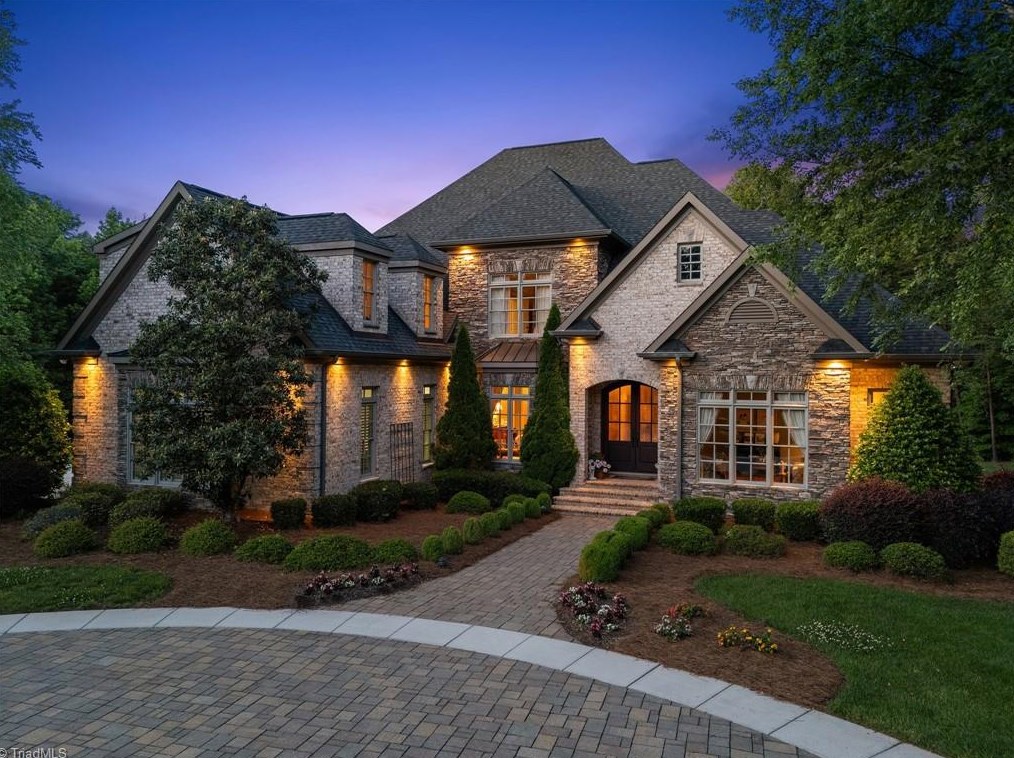 3850 Lewiston Rd, Greensboro, NC 27410-9410