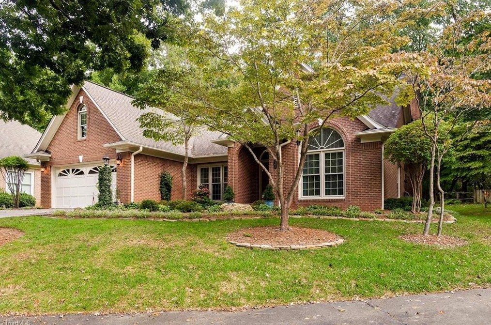 127 Wellesborough Rd, Winston Salem, NC 27104