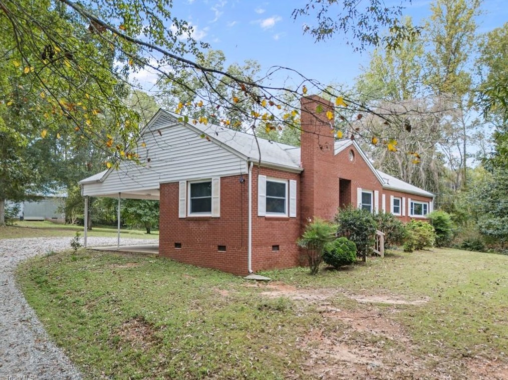 4170 High Point Rd, Winston Salem, NC 27107