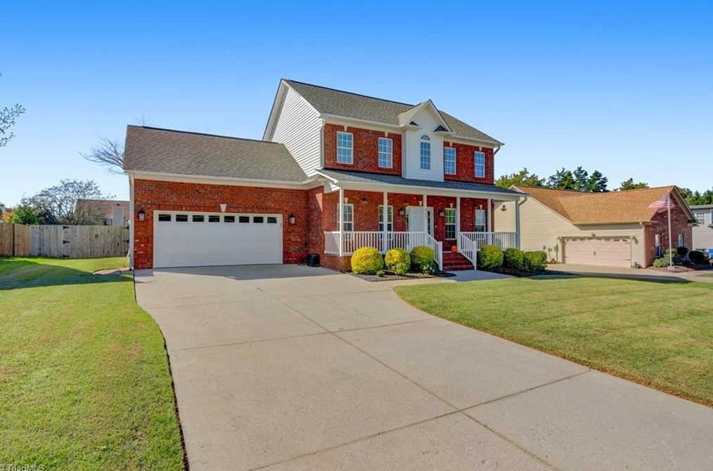 917 Aquaview Dr, Kernersville, NC 27284