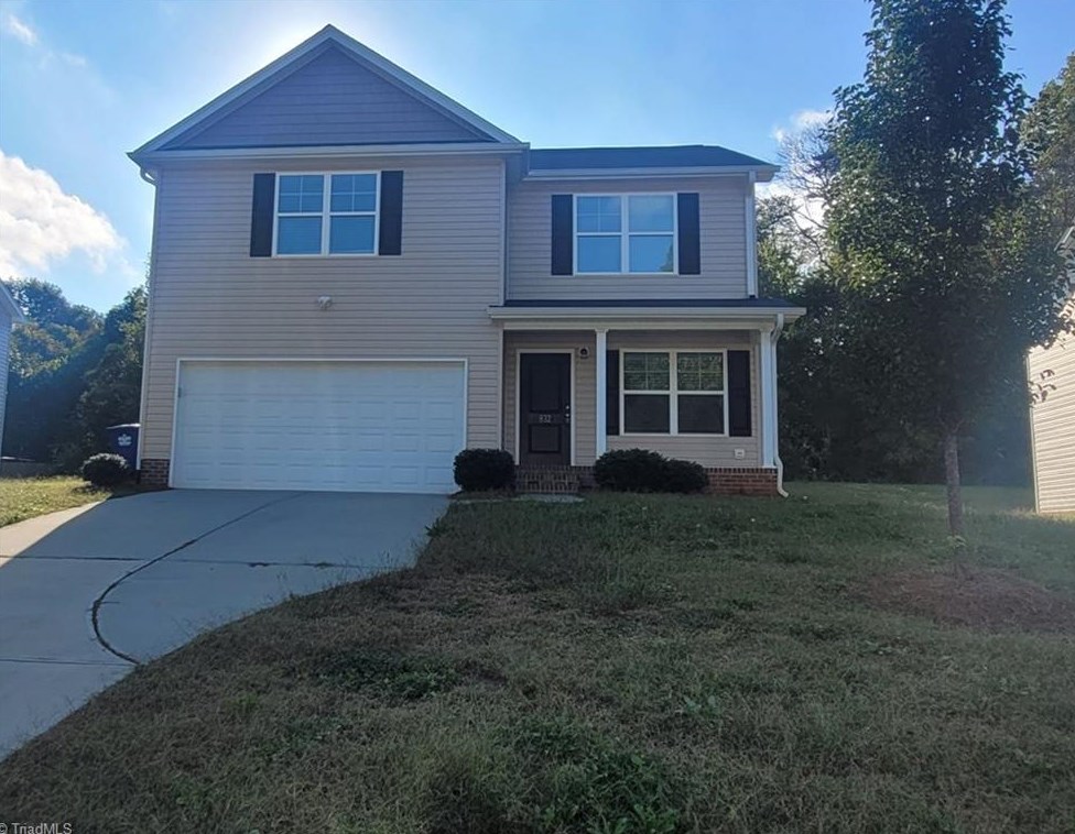 832 Prince Edward Rd, Kernersville, NC 27284
