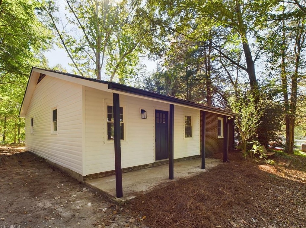 2872 Inca Ln, Winston Salem, NC 27103