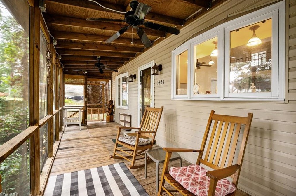 1331 Hickory Point Dr, Lexington, NC 27292