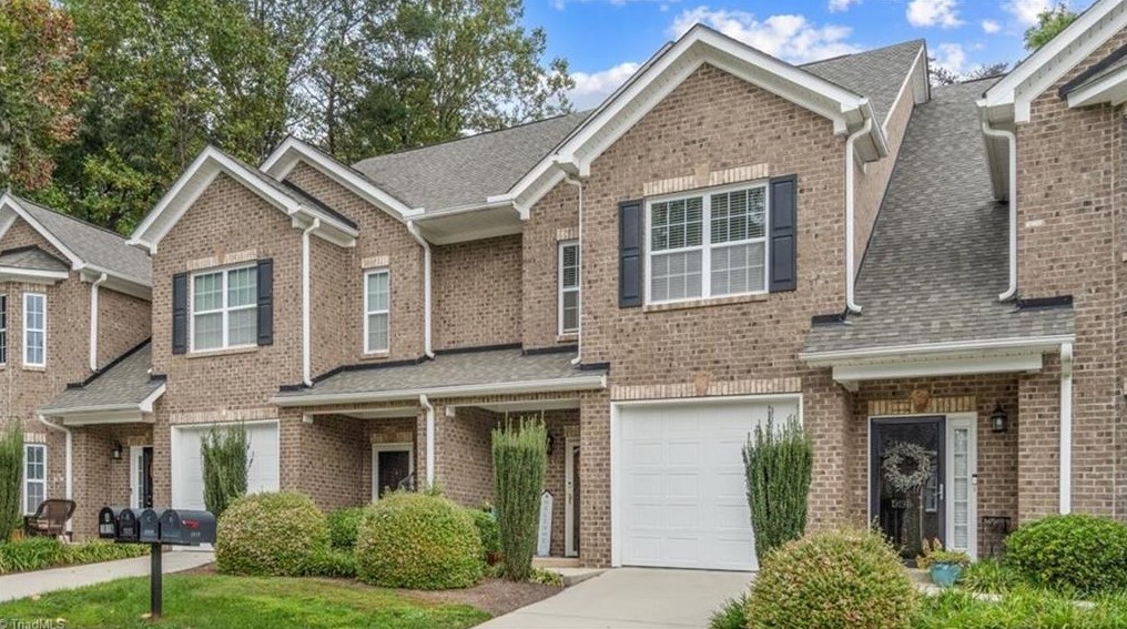 1919 Fleming Rd, Greensboro, NC 27410-1840