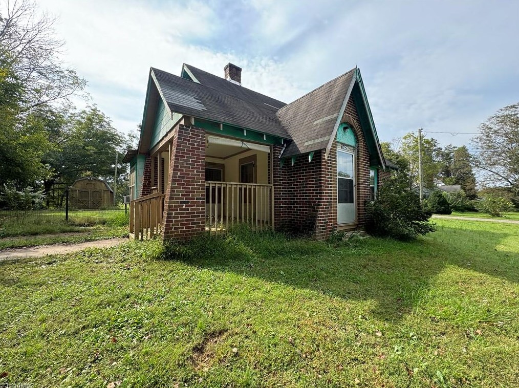 1626 Greensboro St Ext, Lexington, NC 27295