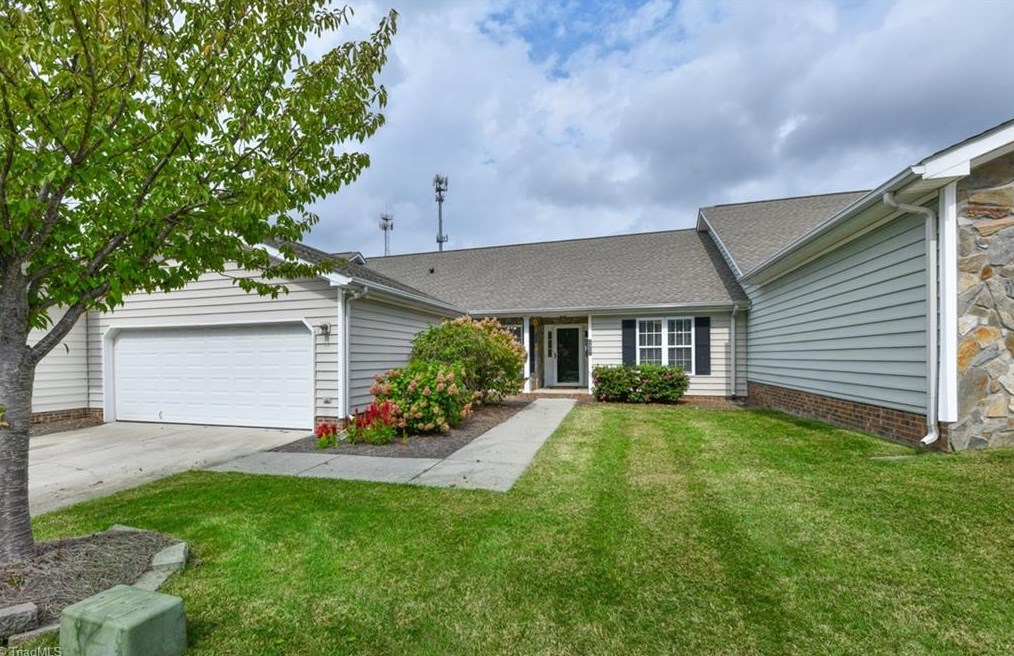 3907 Cloverwood Meadow Ln, High Point, NC 27265