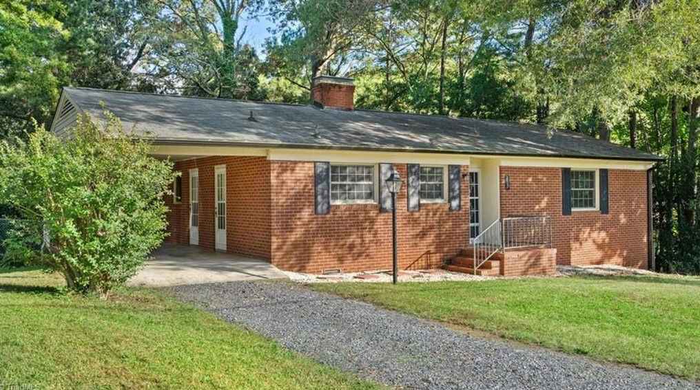 417 S Main St, Asheboro, NC 27203