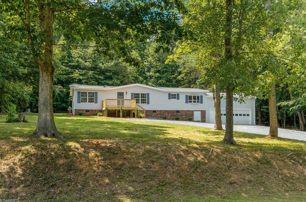 3026 Brookside Ct, Asheboro, NC 27205