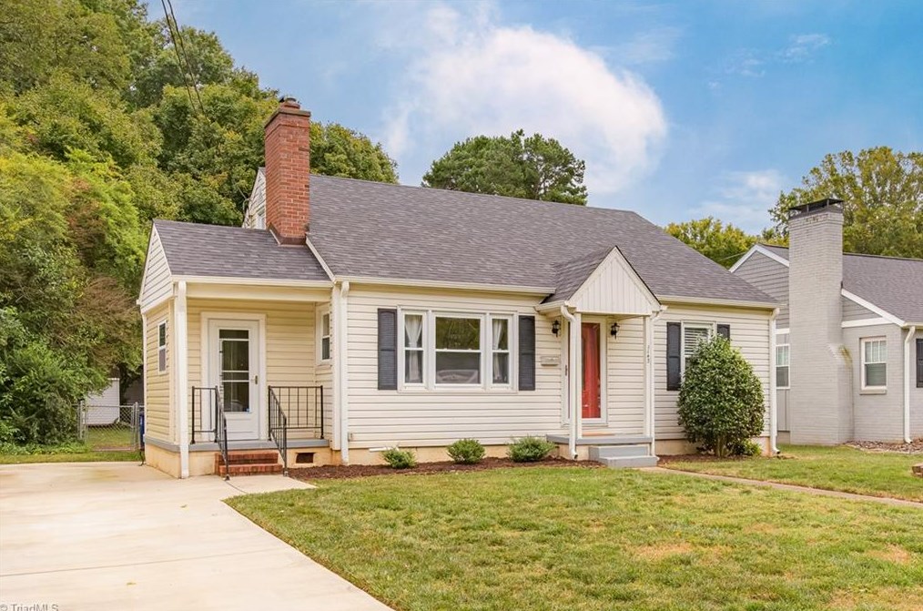 1143 Melrose St, Winston Salem, NC 27103