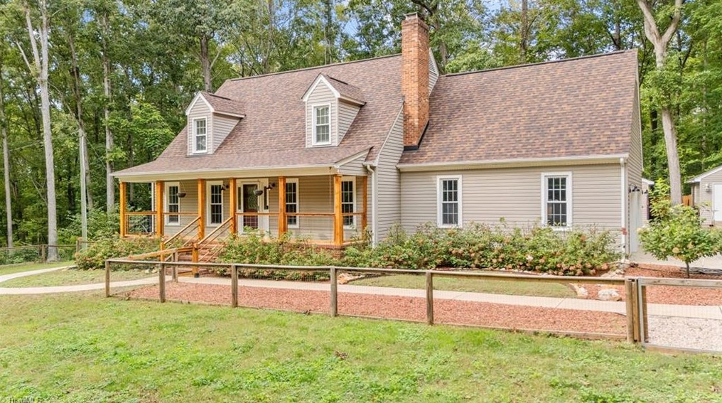 2964 Shaw St, Asheboro, NC 27205