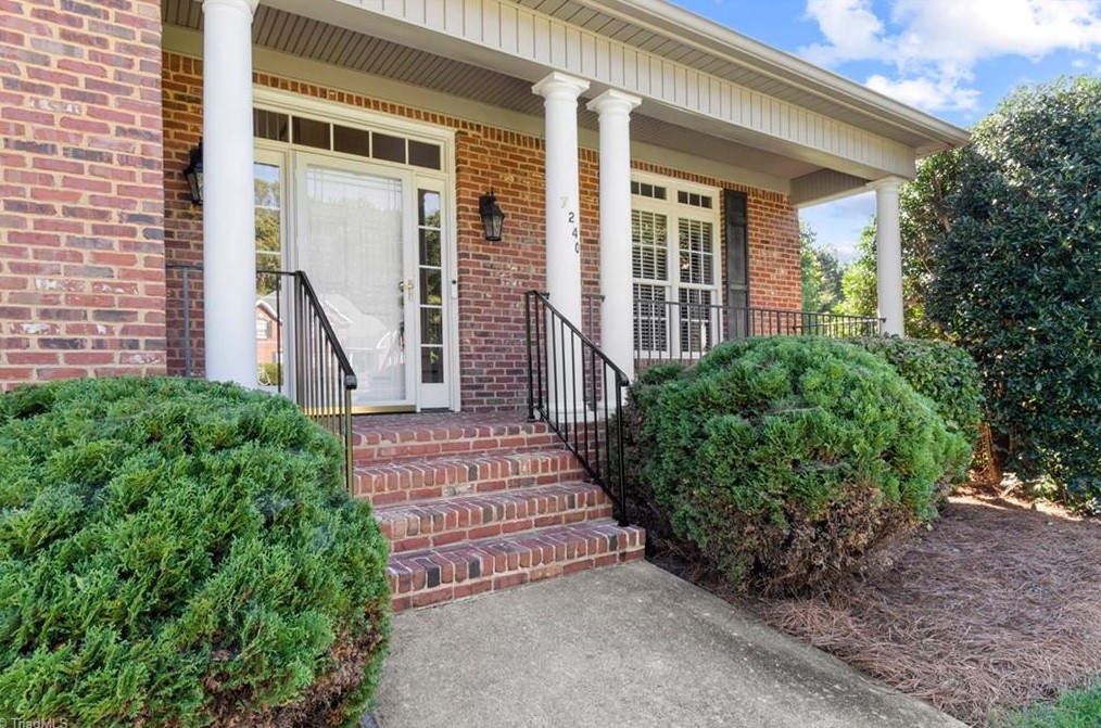 7240 Styers Crossing Ln, Clemmons, NC 27012