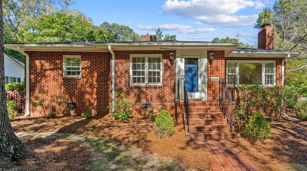 1800 Liberty Dr, Greensboro, NC 27408-4228