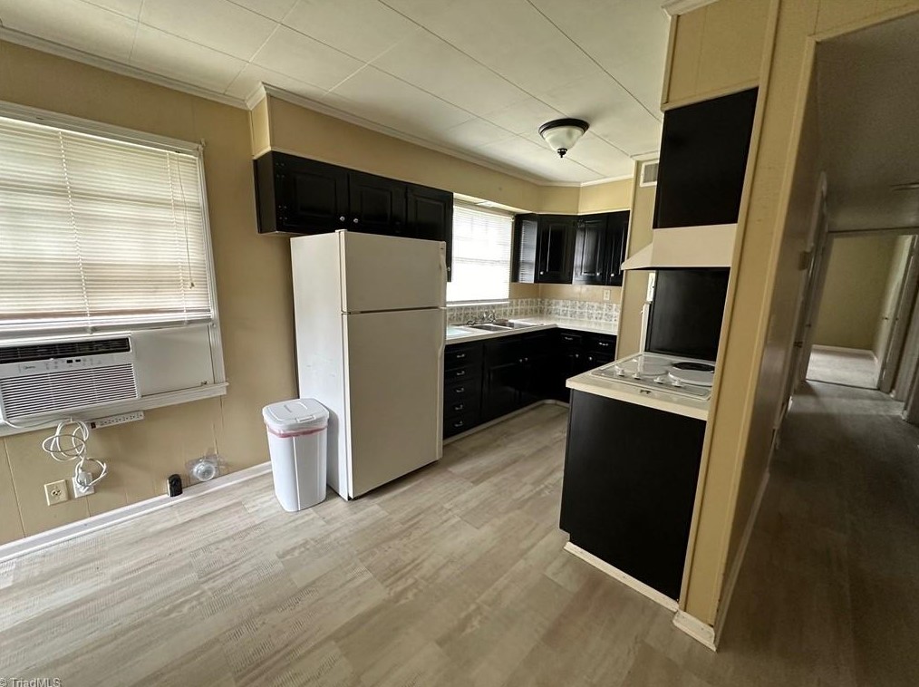 106 Wall St, Ellisboro, NC 27025