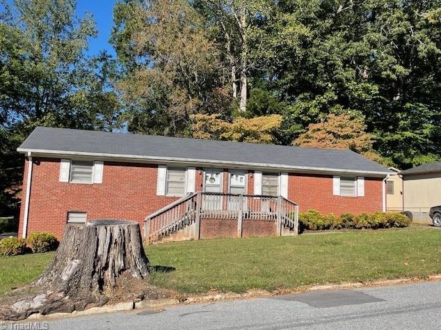 904 Kate St, Lexington, NC 27292