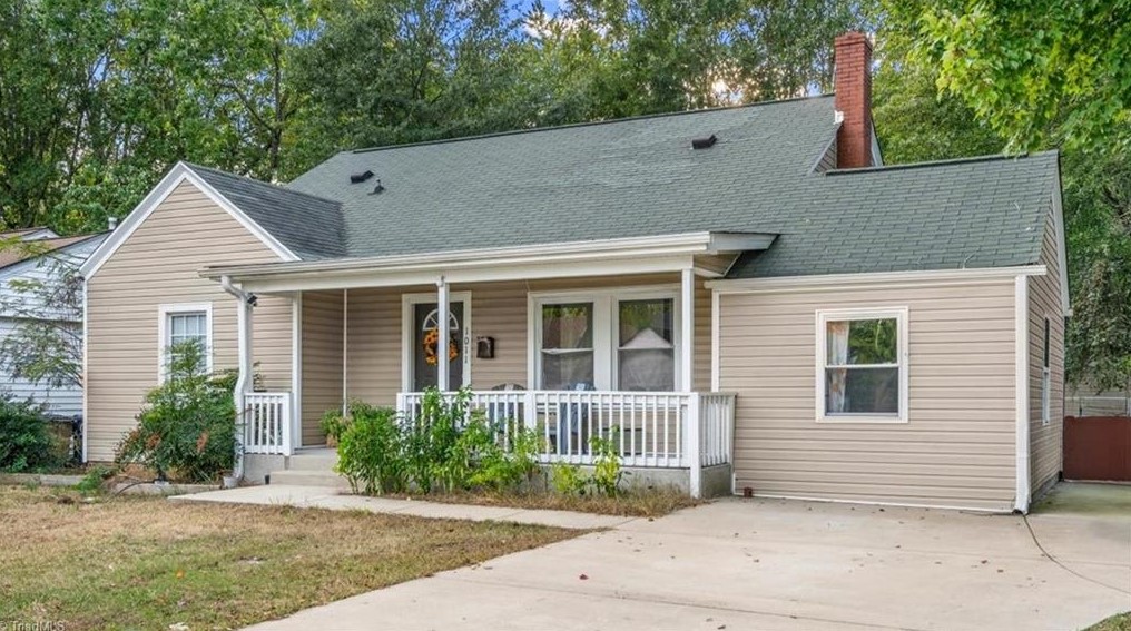 1011 Elwell Ave, Greensboro, NC 27405-6111