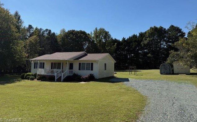 3734 School Rd, Greensboro, NC 27406-9776