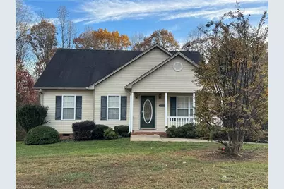 1590 Sunbridge Court, Winston-Salem, NC 27103 - Photo 2