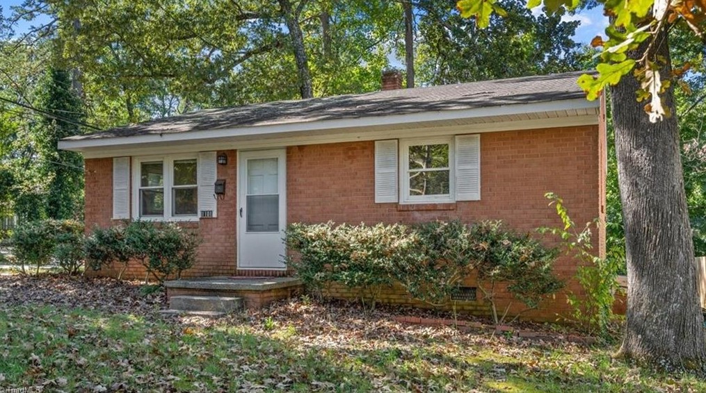 1101 Wayside St, High Point, NC 27260
