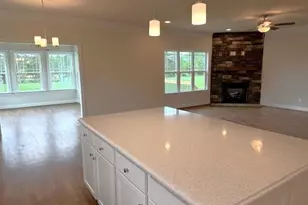 7607 Valhalla Wy, Greensboro, NC 27409 - Photo 6