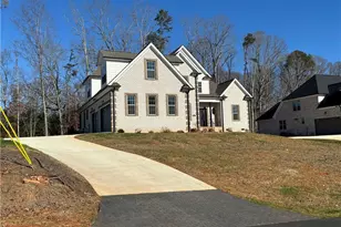 5483 Meadowlark Ct, Winston-Salem, NC 27106 - Photo 2