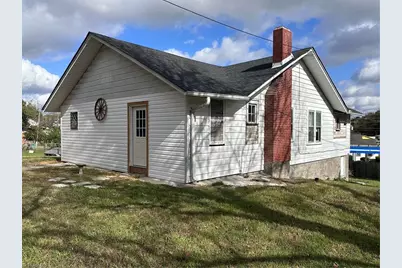 180 Hooper Avenue, Yanceyville, NC 27379 - Photo 2