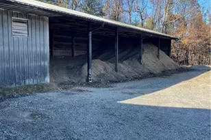 610 Bethany Church Rd, Wilkesboro, NC 28697 - Photo 6