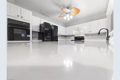 605 W Market Street #210, Greensboro, NC 27401 - Photo 34